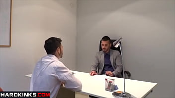Hardkinks.com - Fucking the employee