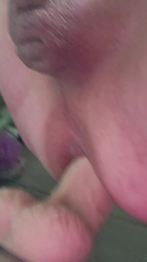 Big dildo in my ass