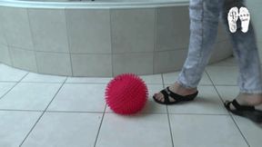 Massage Ball under naked Feet