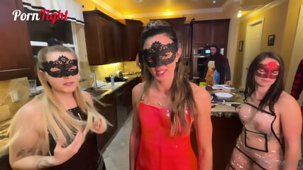 Porntight - House of lustful pleasure