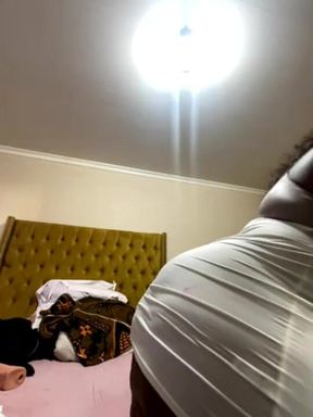 Giant Ass BBW Striptease & Masturbation