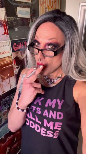 Trans Marilyn Maturbation Smoking Fetish Model Cum   Clip 1