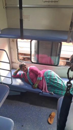 😱Deshi wife cheating with friends husband sex video porn video