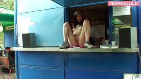 Public sex I fuck she at the imbiss