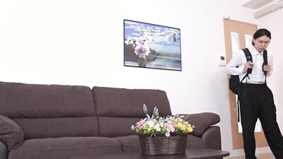 [Decensored]- When I Moved To Tokyo And Stayed In An Apartment Where My Two Older Sisters Lived, My Older Step Sister Wandered Naked In Front Of My Younger Step Brother. ! Alice Kisaki Rino Yuki.