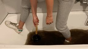 WET SNEAKERS IN A BATH TUB FIXING THE DRAIN **CUSTOM CLIP** - MP4 HD