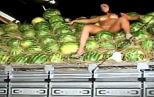 Andressa soares mulher melancia  making of playboy