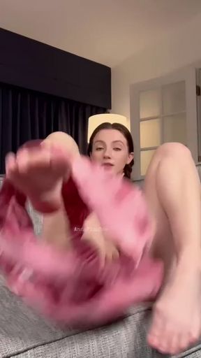 Solo Pussy Brunette Tits Annaplusone Smile