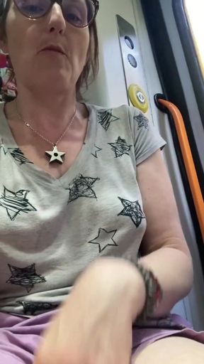 Pussy N Pubes Play in Transport Makes My Fingers Smell Amazing!