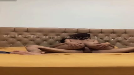 Persetan ngewe dengan temen di hotel full Https://s.id/yangviral1