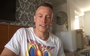 Just past noon on a tuesday live chat