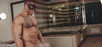 Large masked muscular stud Devon Dexx masturbates s
