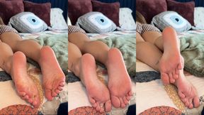 Masturbate to My Soles While I Ignore You
