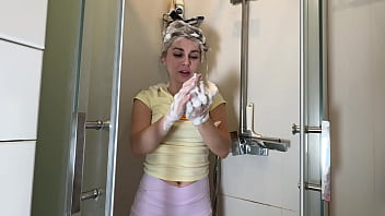 Super foaming shampoo