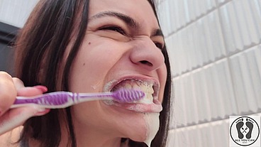 4K DENTAL HYGIENIST ROUTINE MOUTH FETISH CLOSEUPS NAKED