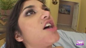 She Looks so Hot with Her Thick Big Ass While Having a Hard Cock