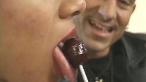 Ebony sweetheart with pretty face gives nice sloppy blowjob