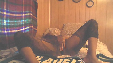 Tranny Nitra cums from phone bone