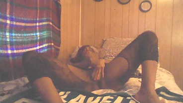 Tranny Nitra cums from phone bone