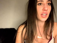 Brunette Solo Webcam Masturbation