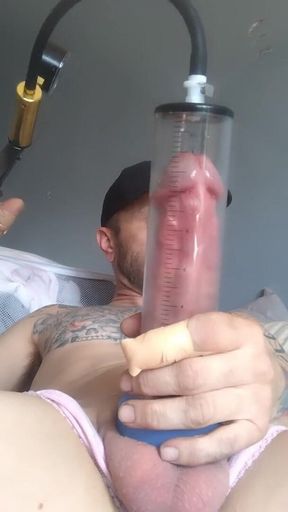 Penis pump works