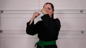 AUTUMN'S KARATE CLASS (4K)