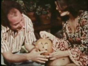 Lesbians threesome pussy licking vintage pussy fucking