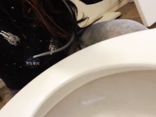 Pissing On My Sex tool Then Deepthroating It