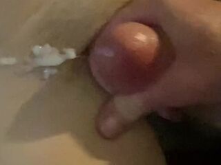 Spouse without city, but his married superlatively good ally stops by to check on me.