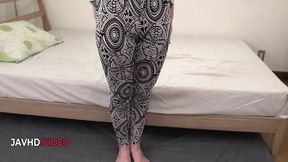 Sizzling Blowjob Session: Slim Asian Girl Gives Sloppy Cock Suck for Explosive Cumshot Adv