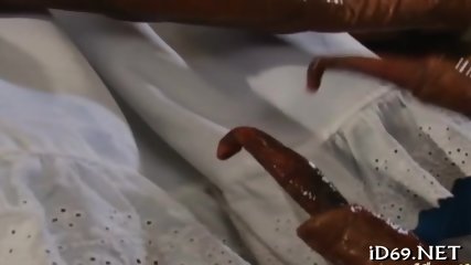 Deep pleasuring for horny preggo
