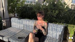 Russian Slut Sasha Hustling for American Husband in LA.