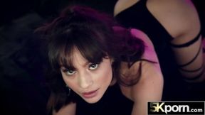 ”5KPORN Tight Liv Goes Wild For Shaft”