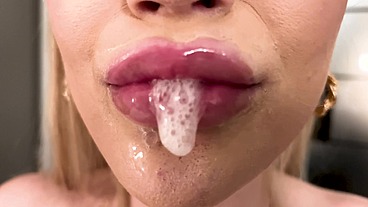 She Spits on Me and Took Every Inch until i Creampie Deep Inside Her - Blake Blossom