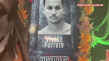 Suruba de halloween da Hotboys