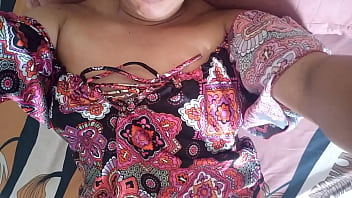 Esta rica y ardiente Mamacita solo quiere follar por atr&aacute_s su posici&oacute_n favorita es el 69