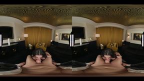 Elizabeth Skylar's Big Tits And Ass Pair Nicely