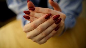 Nail fetish & nail tapping