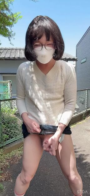 I masturbated outside