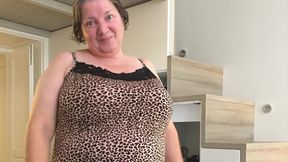 Chris44g fat naked masturbation
