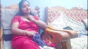 Horny Ma'am &amp; the Aroused Servant - Tamil Hot Viral Video with Dirty Talking