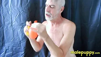 Hung Daddy Richard Lennox Jerks His Big Cock on Balloons