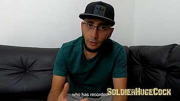 In a small but entertaining chat with the MILF Roxana Caputo, I end up penetrating her delicious ass