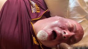 Beardaddychub Gets Many Facials!