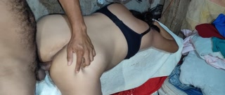 CALM DOWN! She opens up to me on Four of Sister-in-Law, a virgin girl, in a real homemade video! Peeing!