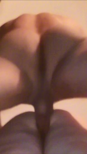 Big dick deep pounding the cuckold&#039;s wife&#039;s uterus