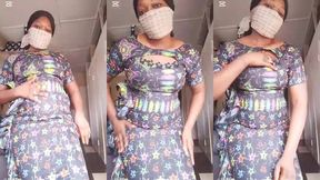 newly married bride show off
