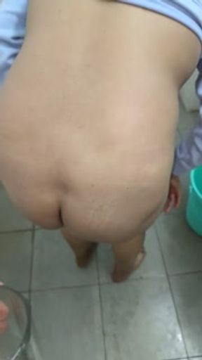 Drinking her hot Susu... Pila diya usne sara garam susu