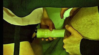 Gostosa gordinha recebe fundo no cu