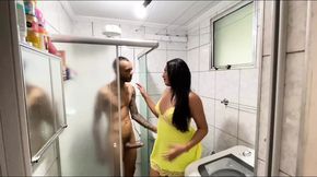 I Went to Take a Shower with My Boyfriend